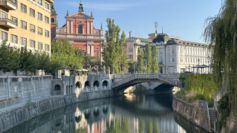 Ljubljana, between river and bridges